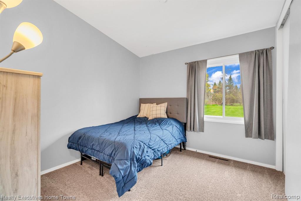 533 RUST PARK Drive, Grand Blanc, MI 48439 — Photo 18