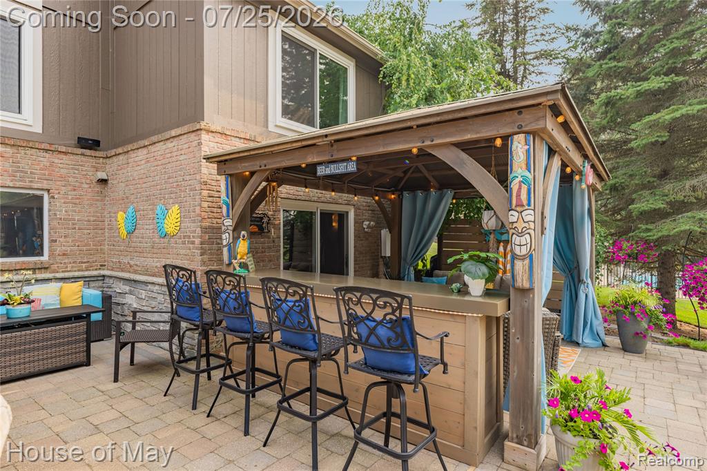 2082 Sandlewood Drive, White Lake, MI 48383 — Photo 25