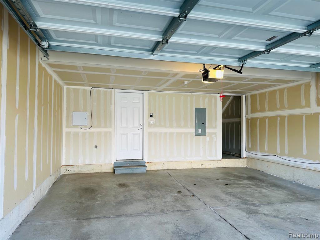 44685 Ellery Lane, Novi, MI — Photo 26