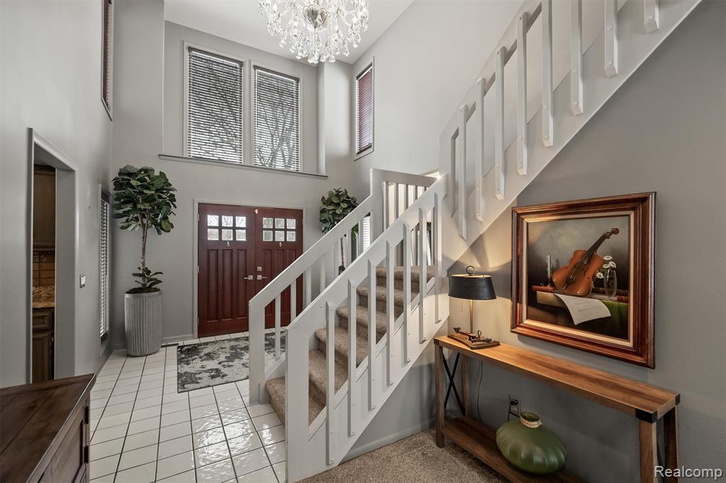 4926 Oak River Drive, Troy, MI 48098 — Photo 4