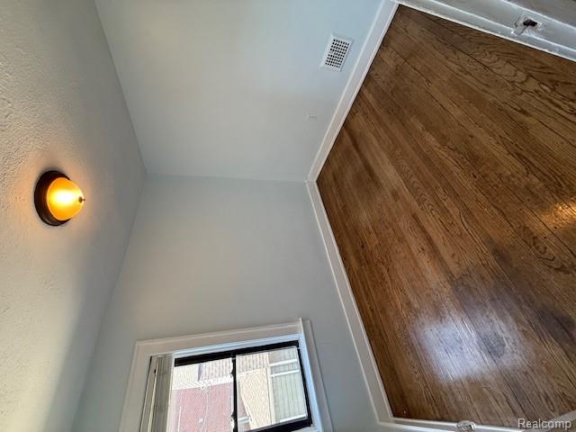 526 E 11 Mile, Royal Oak, MI 48067 — Photo 5