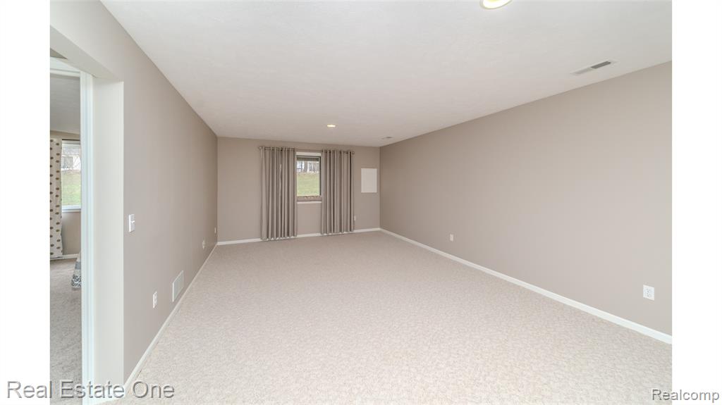 981 Amber View Drive SW, Byron Center, MI 49315 — Photo 21