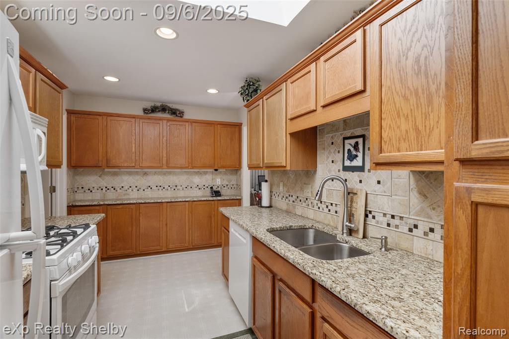 50165 Pepper Tree Drive, 52, Macomb, MI 48044 — Photo 28