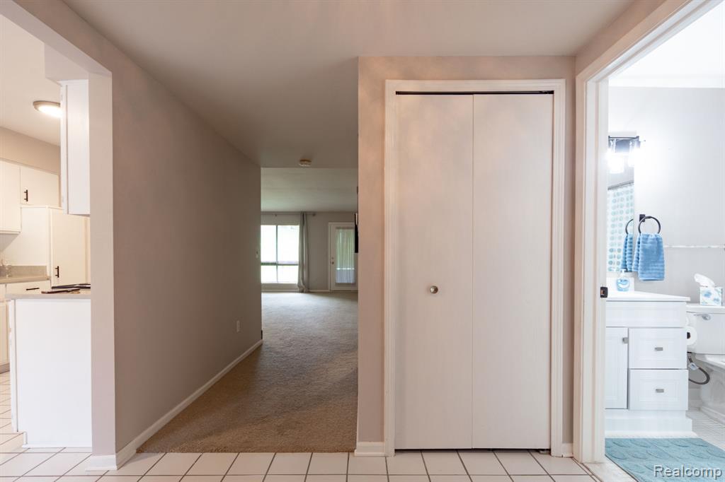 936 Wexford Way, Rochester Hills, MI 48307 — Photo 6