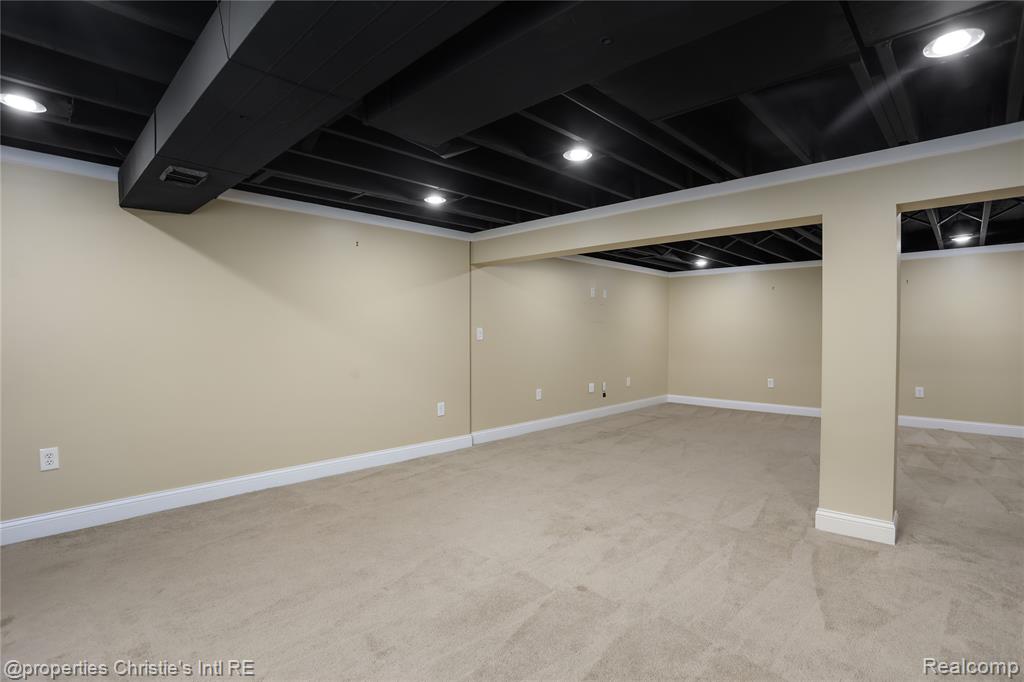 2021 Hyde Park Drive, Detroit, MI 48207 — Photo 24