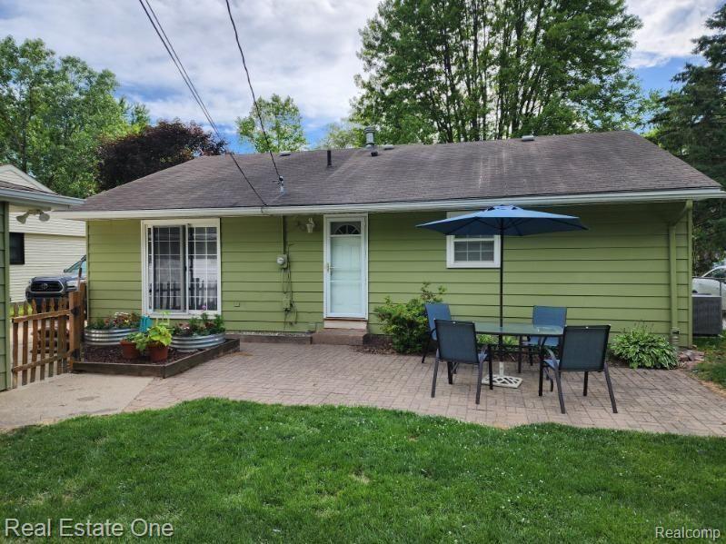 5201 Leland Street, Brighton, MI 48116 — Photo 2