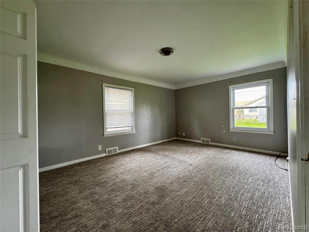 8045 Cadillac Avenue, Warren, MI 48089 — Photo 9