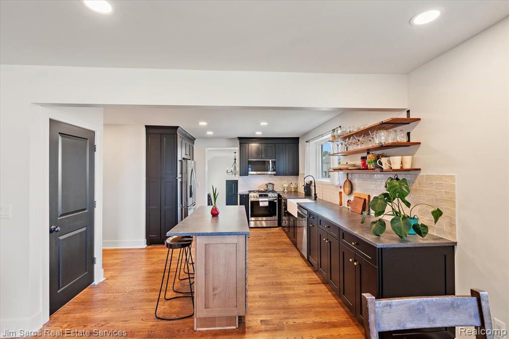 22505 Beach Street, Saint Clair Shores, MI 48081 — Photo 10