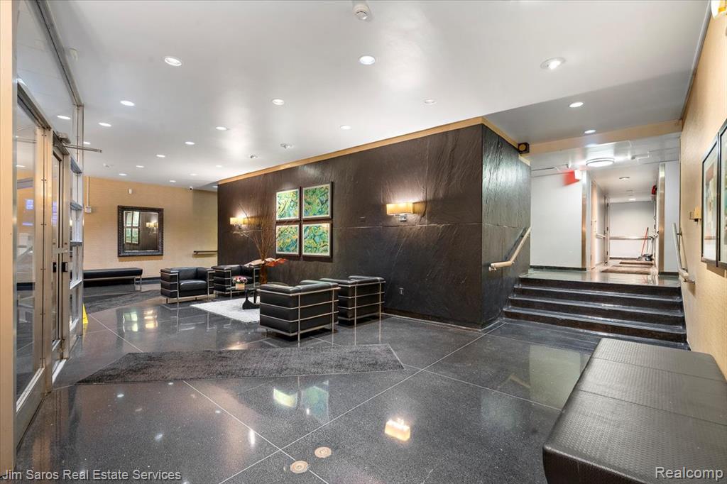 8200 E Jefferson Avenue, 1012, Detroit, MI 48214 — Photo 6