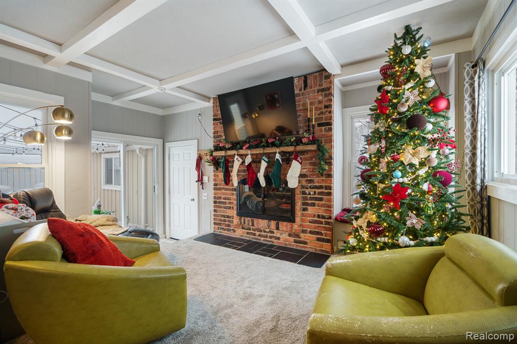 6333 Harriet Drive, Waterford, MI 48327 — Photo 13