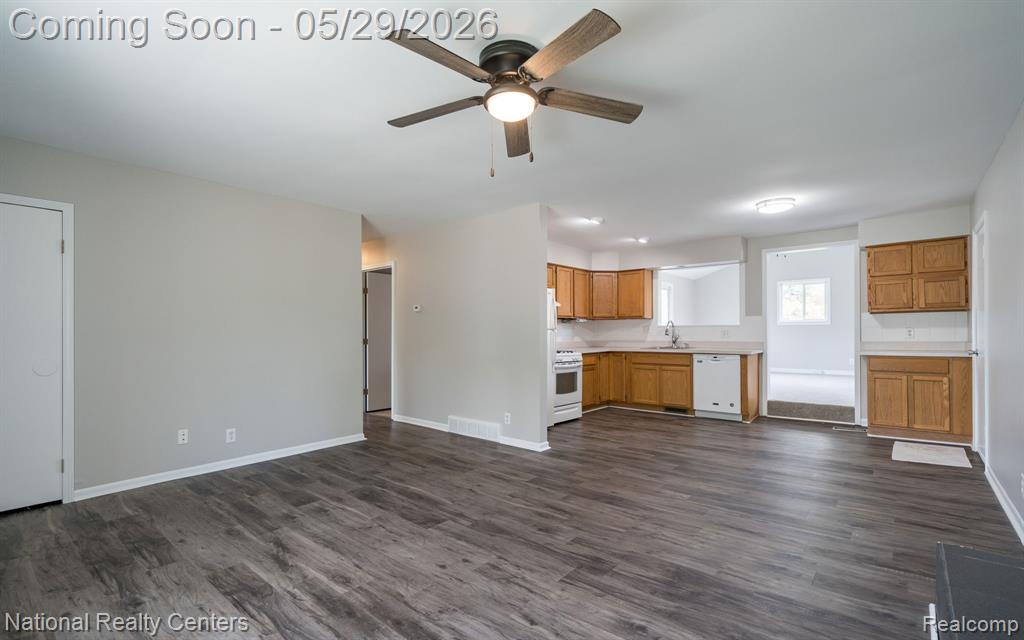 2243 Phillips Road, Auburn Hills, MI 48326 — Photo 6