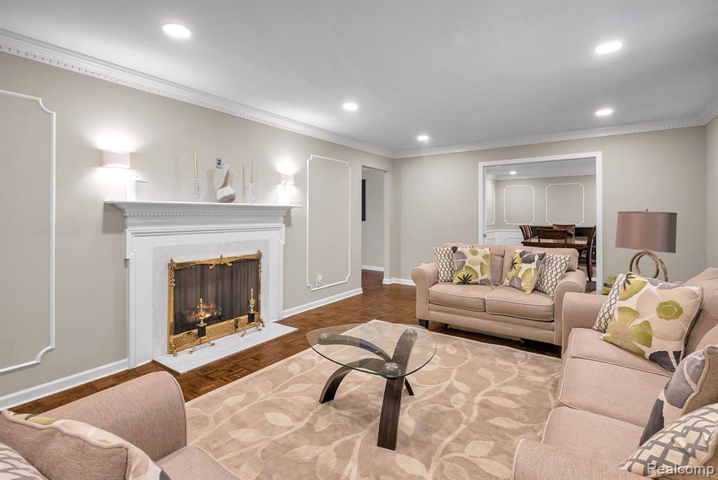 1853 W Bend Drive, Bloomfield, MI 48302 — Photo 13