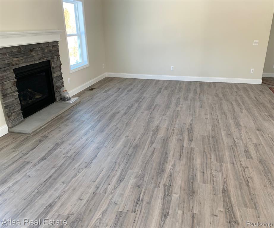 11289 Green Road, Goodrich Vlg, MI — Photo 48