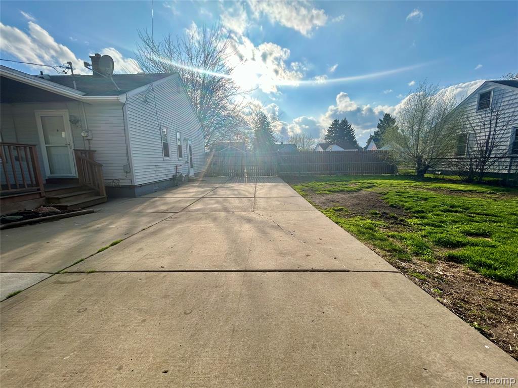 3911 20th Street, Wyandotte, MI 48192 — Photo 6