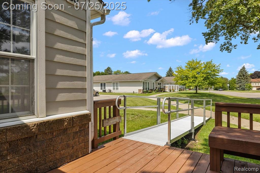 39869 Village Wood Lane, Novi, MI — Photo 7