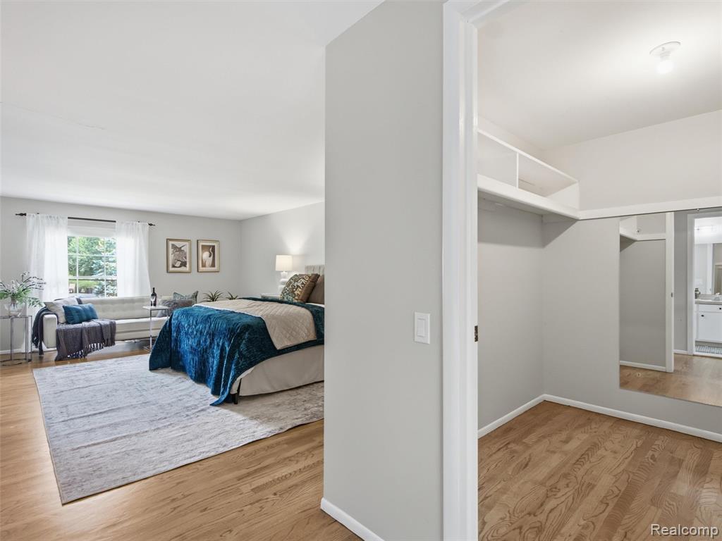 4367 Yorktown Drive, West Bloomfield, MI 48323 — Photo 34
