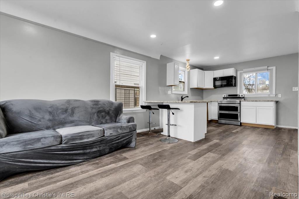 5281 Alter Road, Detroit, MI 48224 — Photo 4