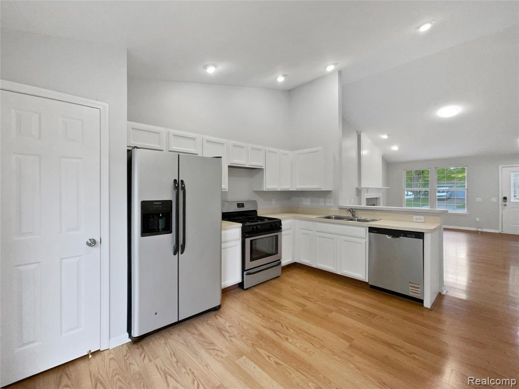 9657 Rockland, Redford, MI 48239 — Photo 6