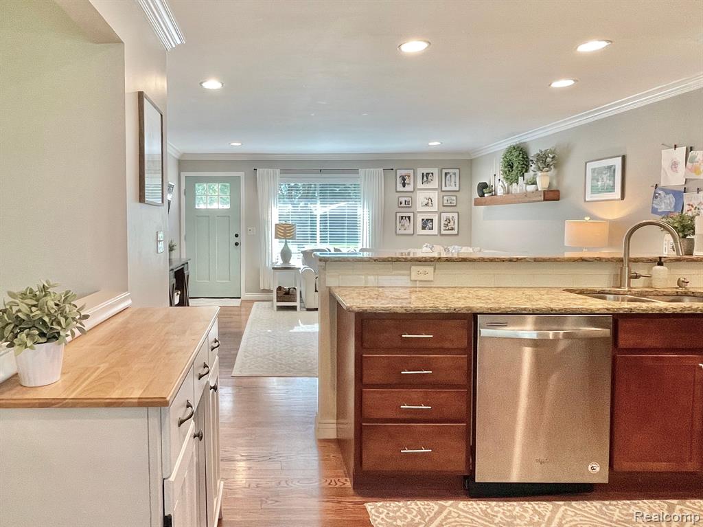 4654 Chapel Drive, Troy, MI 48085 — Photo 6