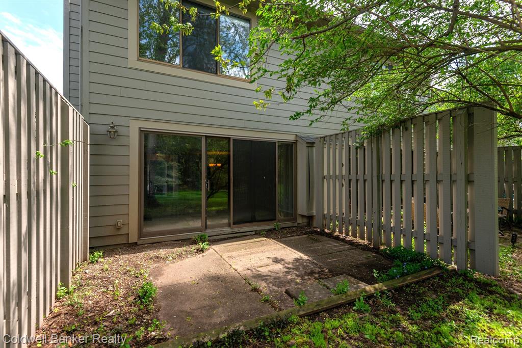 759 PENINSULA, Ann Arbor, MI 48105 — Photo 4