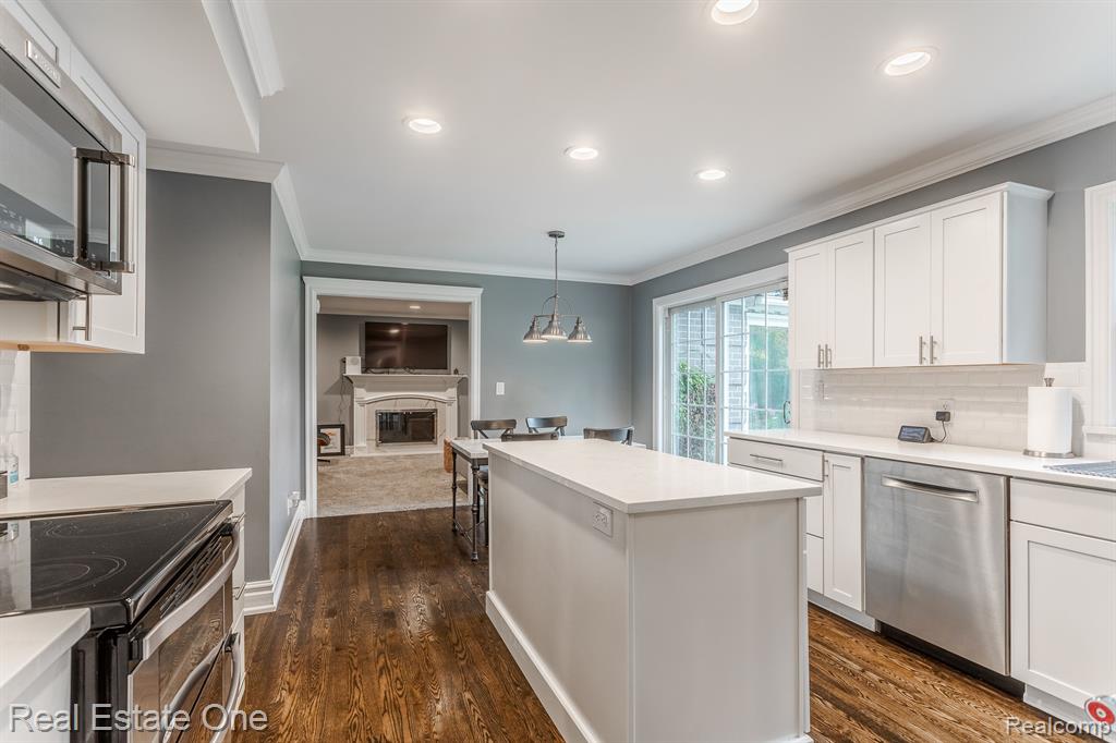 5699 RAVEN Road, Bloomfield Hills, MI 48301 — Photo 11