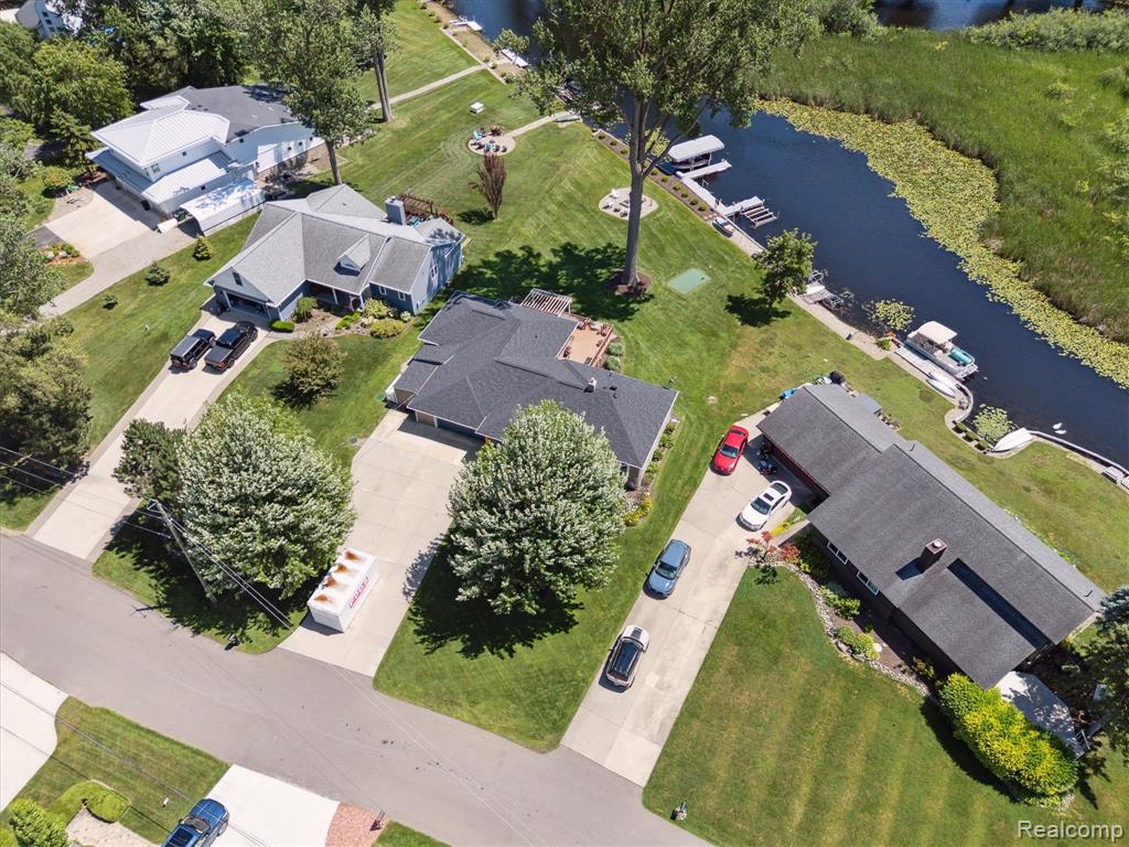 319 Angola Street, Wolverine Lake, MI 48390 — Photo 52