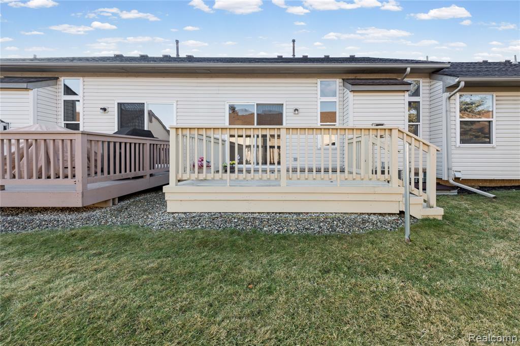42430 Park Ridge Way, Clinton Twp, MI 48038 — Photo 31