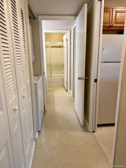 831 BLOOMFIELD VILLAGE Boulevard, Auburn Hills, MI 48326 — Photo 13