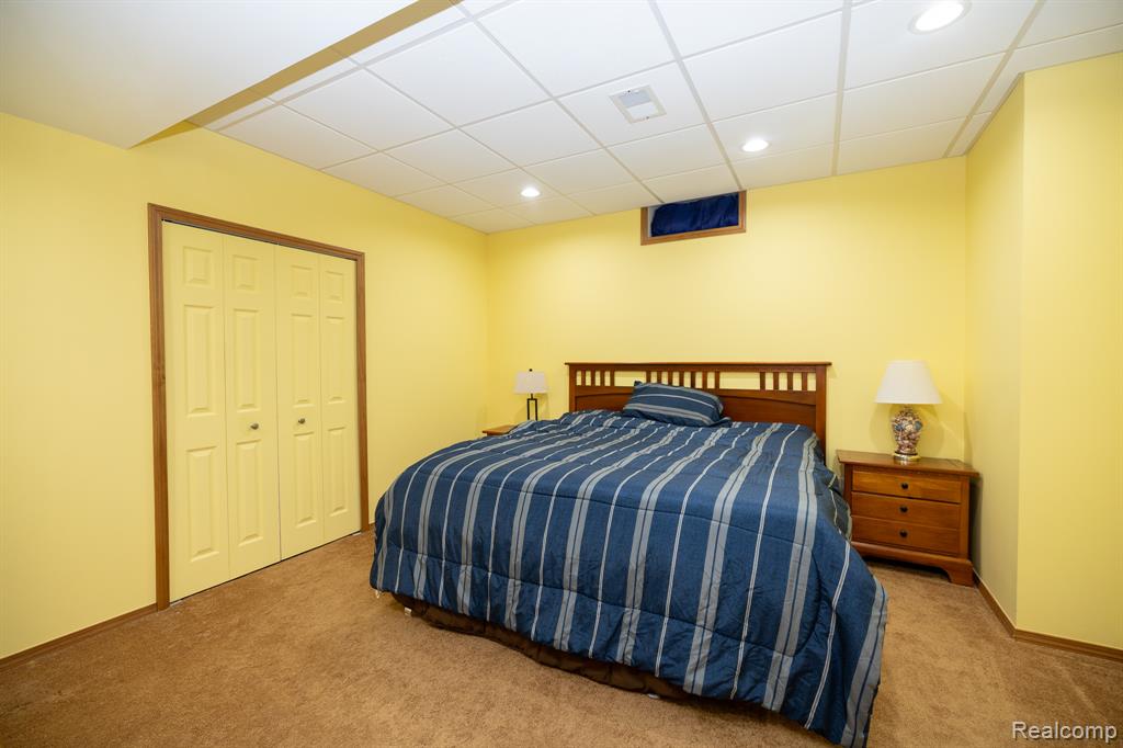 321 Elio, Highland, MI — Photo 38