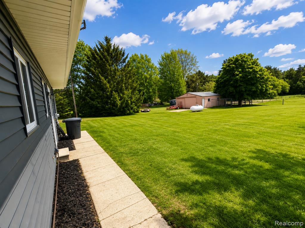 2712 North Branch Road, North Branch, MI 48461 — Photo 7
