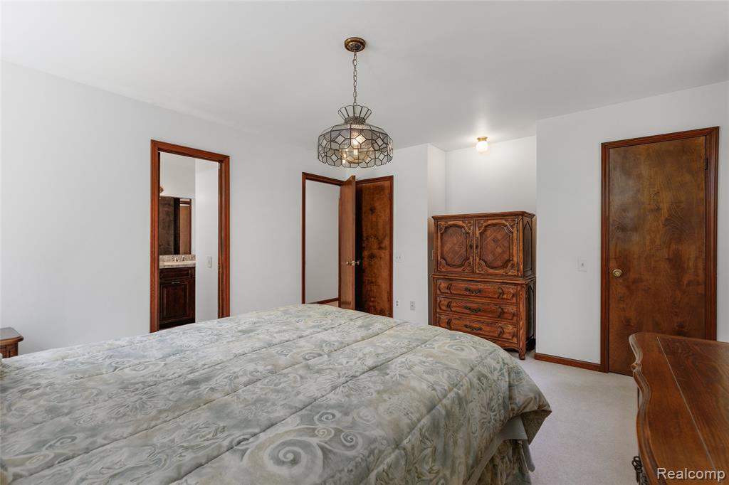 10100 Bridge Lake Road, Clarkston, MI 48348 — Photo 12