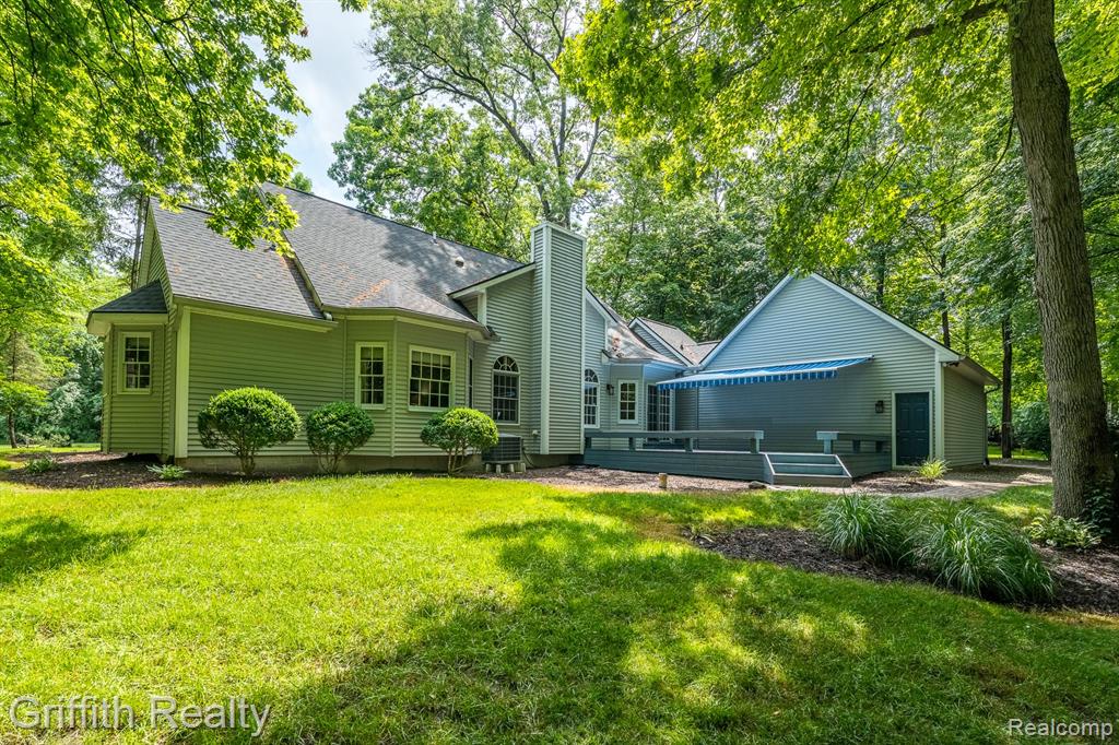 8123 Baypointe Drive, Brighton, MI 48114 — Photo 5