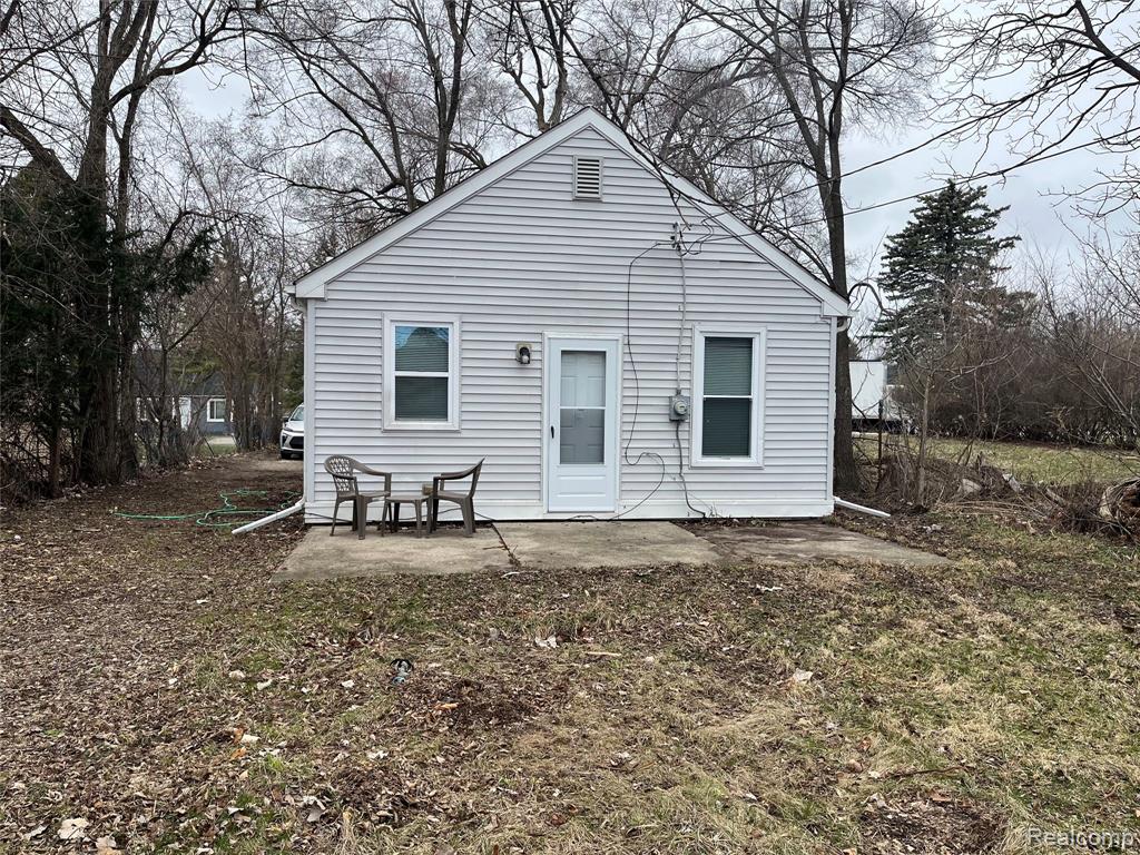 438 Kenilworth Avenue, Pontiac, MI 48342 — Photo 14