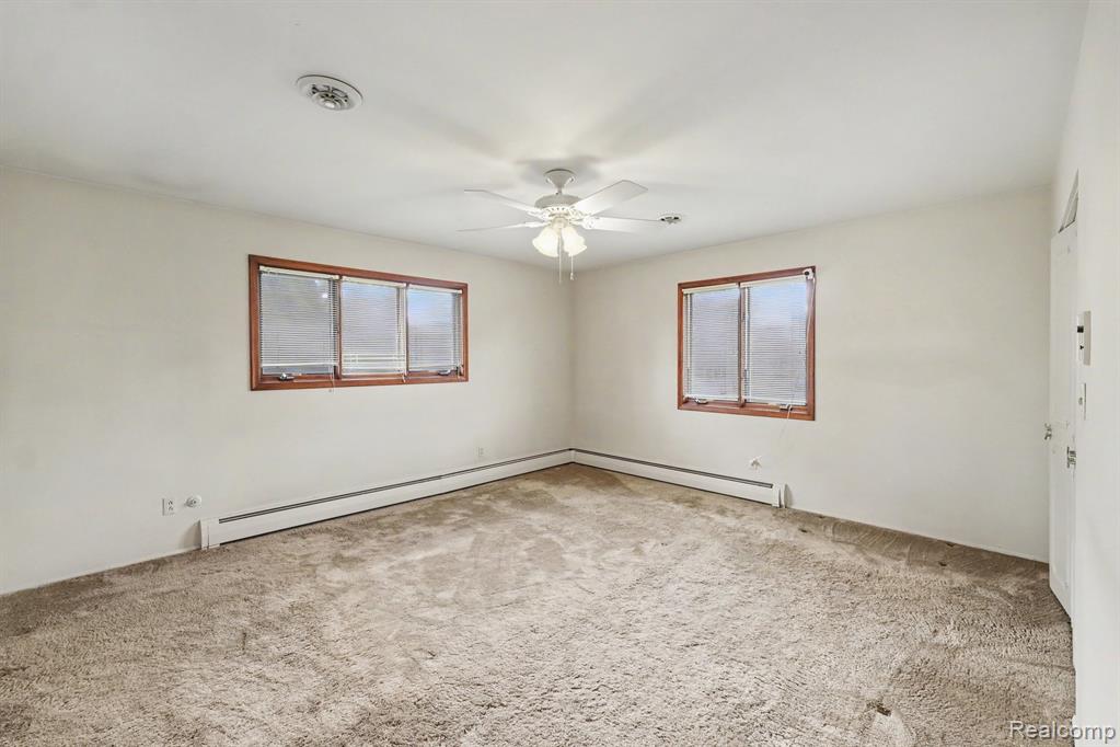 1226 Woodkrest Drive, Flint, MI 48532 — Photo 19
