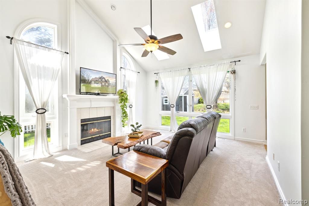 7520 FAIRVIEW Drive, Goodrich Vlg, MI — Photo 12