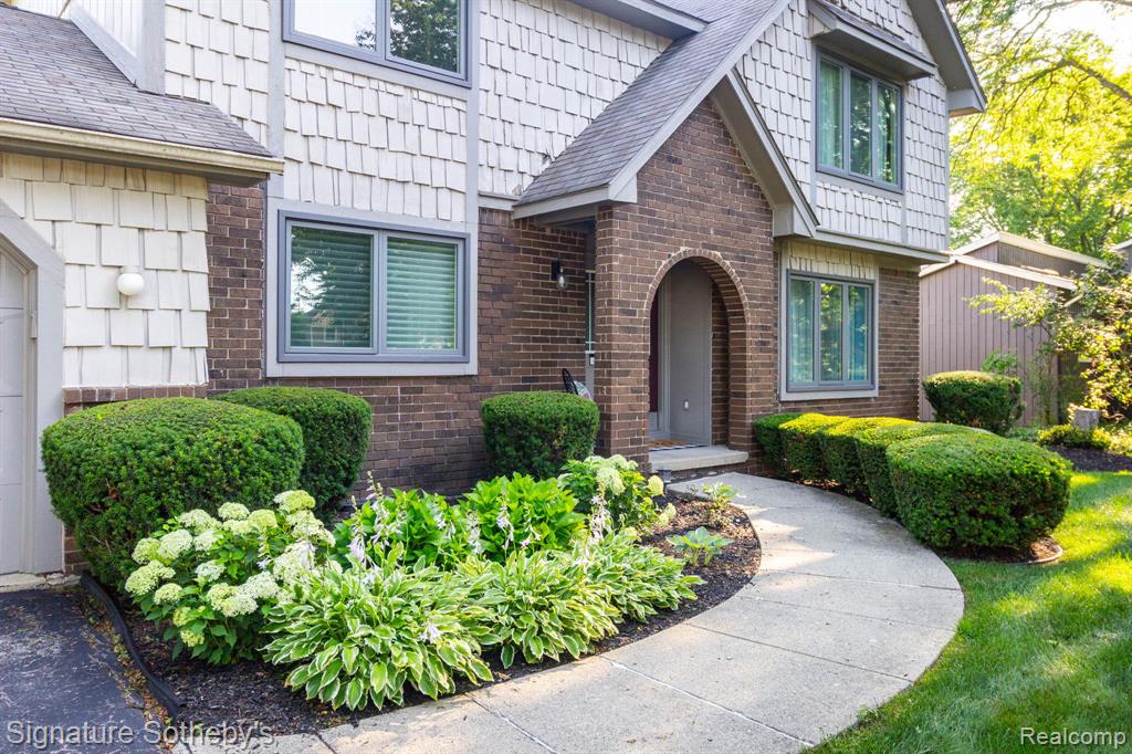 4086 Cherry Garden Drive, Commerce Twp, MI 48382 — Photo 42
