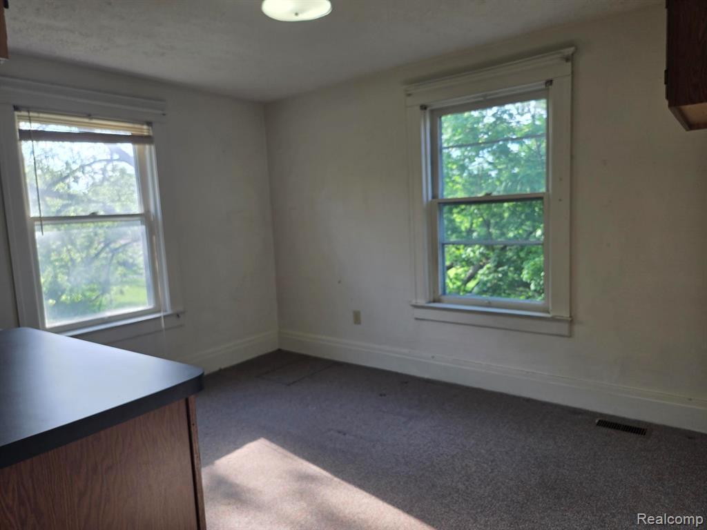 812 Academy Road, Holly, MI 48442 — Photo 17