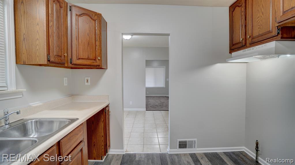 837 Crawford Street, Flint, MI 48507 — Photo 13