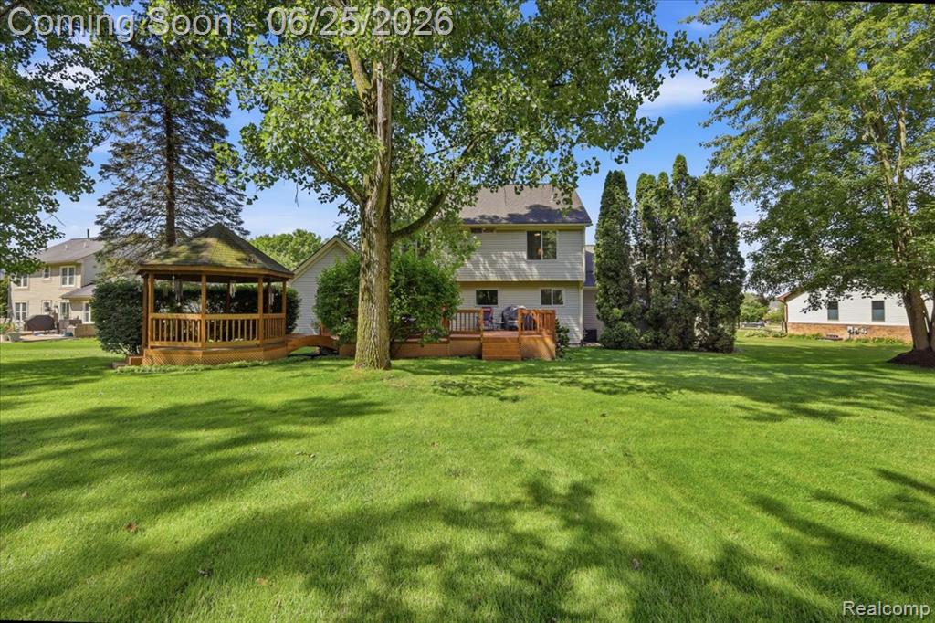 5762 Garnet Circle, Clarkston, MI 48348 — Photo 44