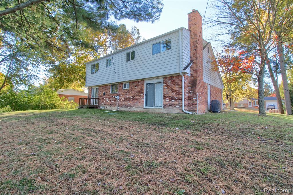 8650 Buffalo Drive, Commerce Twp, MI 48382 — Photo 35