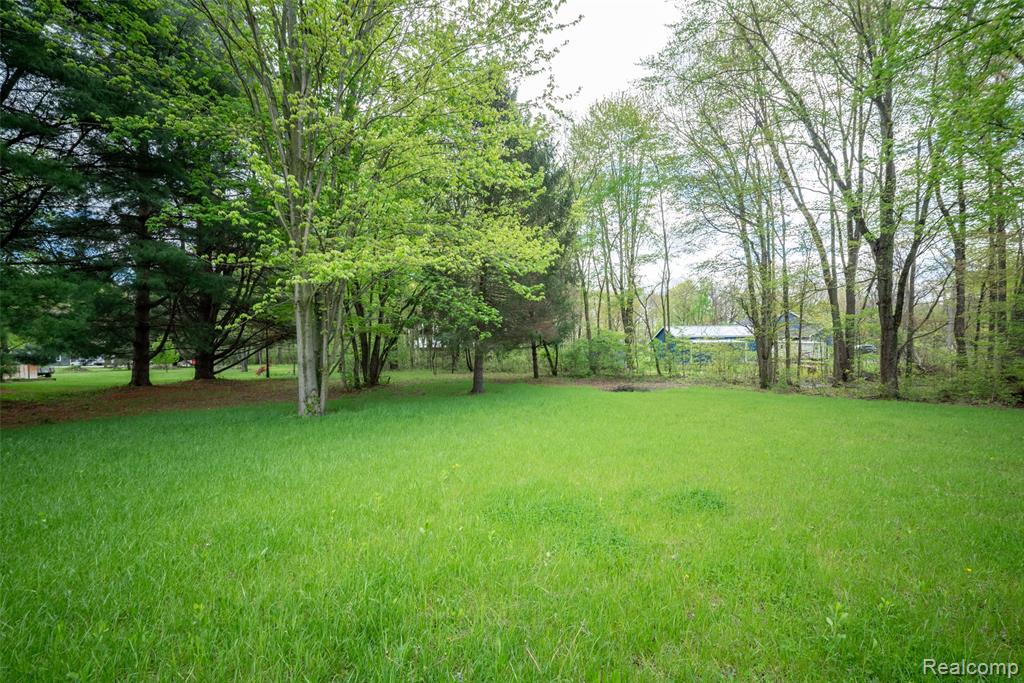 11913 Tuttle Hill Road, Willis, MI 48191 — Photo 27