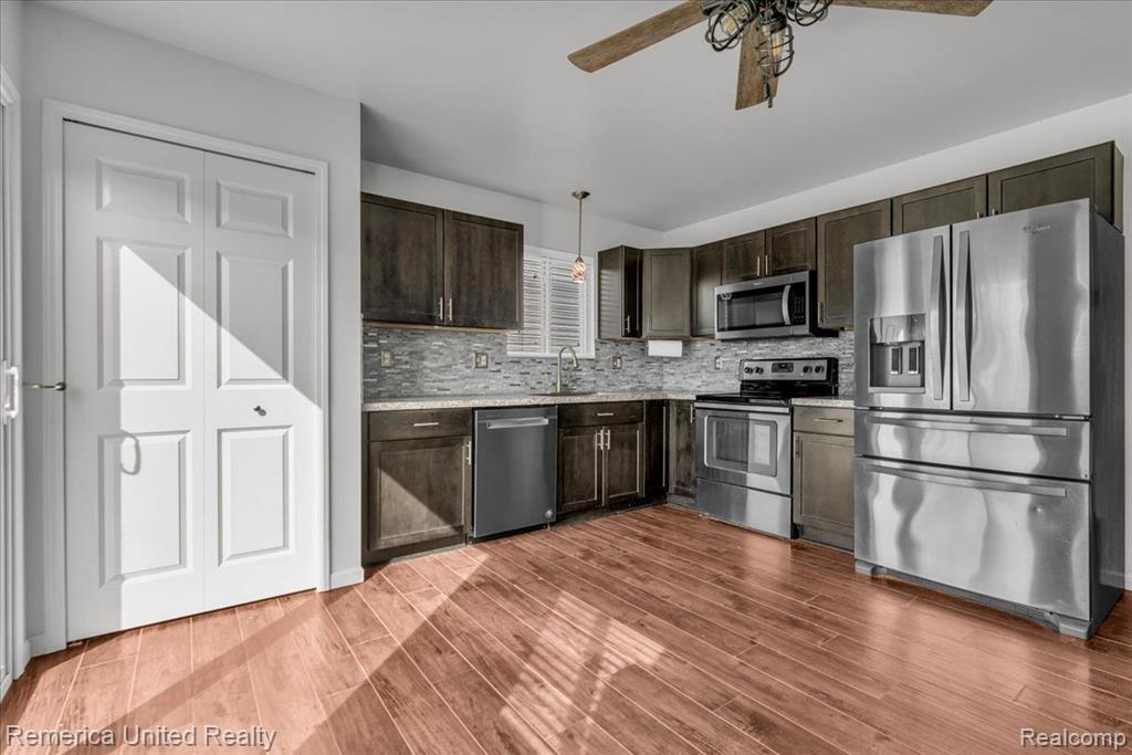 6453 MISTY, Waterford, MI 48327 — Photo 8