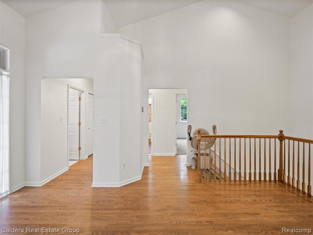 9862 Tioga Trail, Pinckney, MI 48169 — Photo 11
