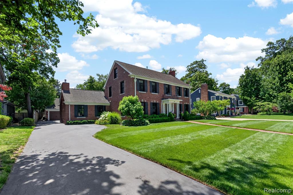 960 Mohegan Street, Birmingham, MI 48009 — Photo 2