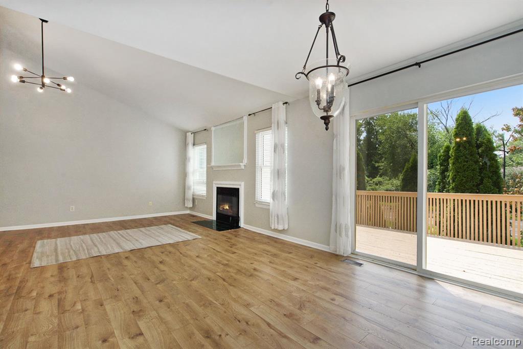 3381 CROMWELL Road, Ann Arbor, MI 48105 — Photo 9