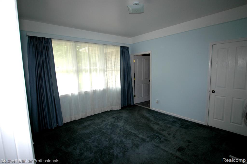 4266 River Drive NE, Gladwin, MI 48610 — Photo 37