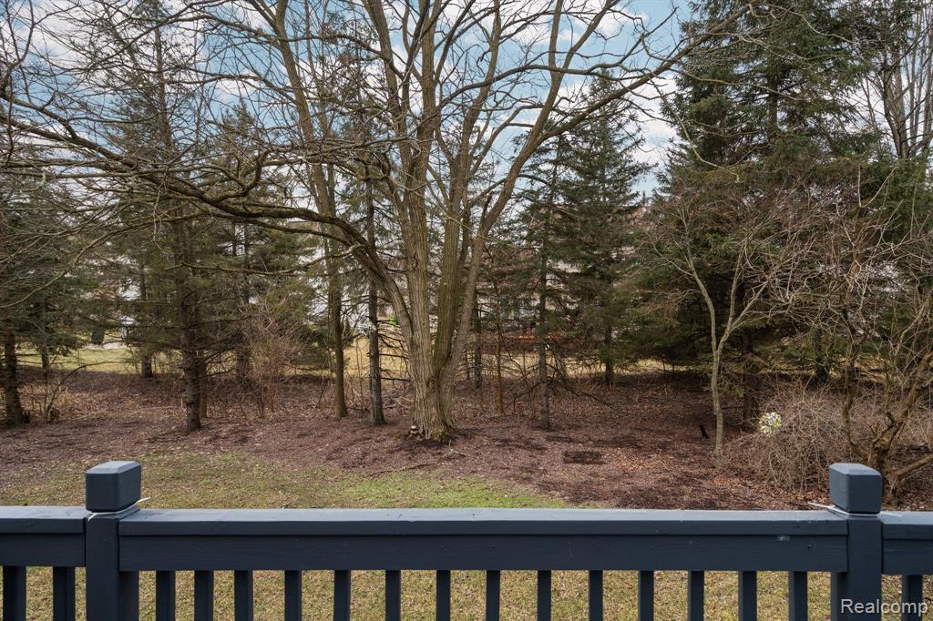 5617 VERSAILLES Avenue, Ann Arbor, MI 48103 — Photo 29