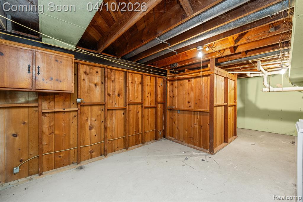 7077 Brookridge Drive, West Bloomfield, MI — Photo 35