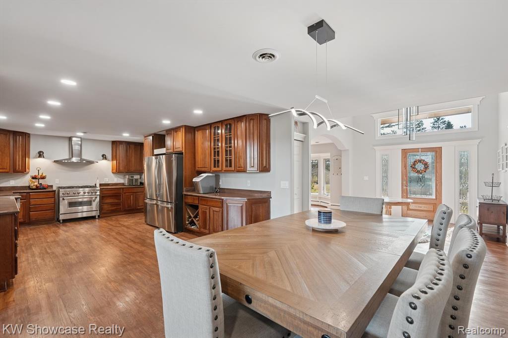 1112 W Cook Road, Grand Blanc, MI 48439 — Photo 12