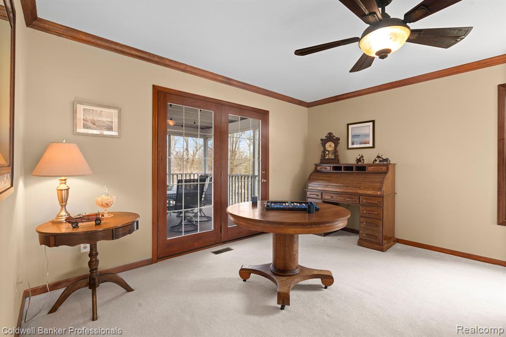 6253 7 MILE Road, South Lyon, MI 48178 — Photo 10